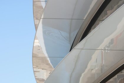 Apple Park Exterior 100709954 Large.jpg