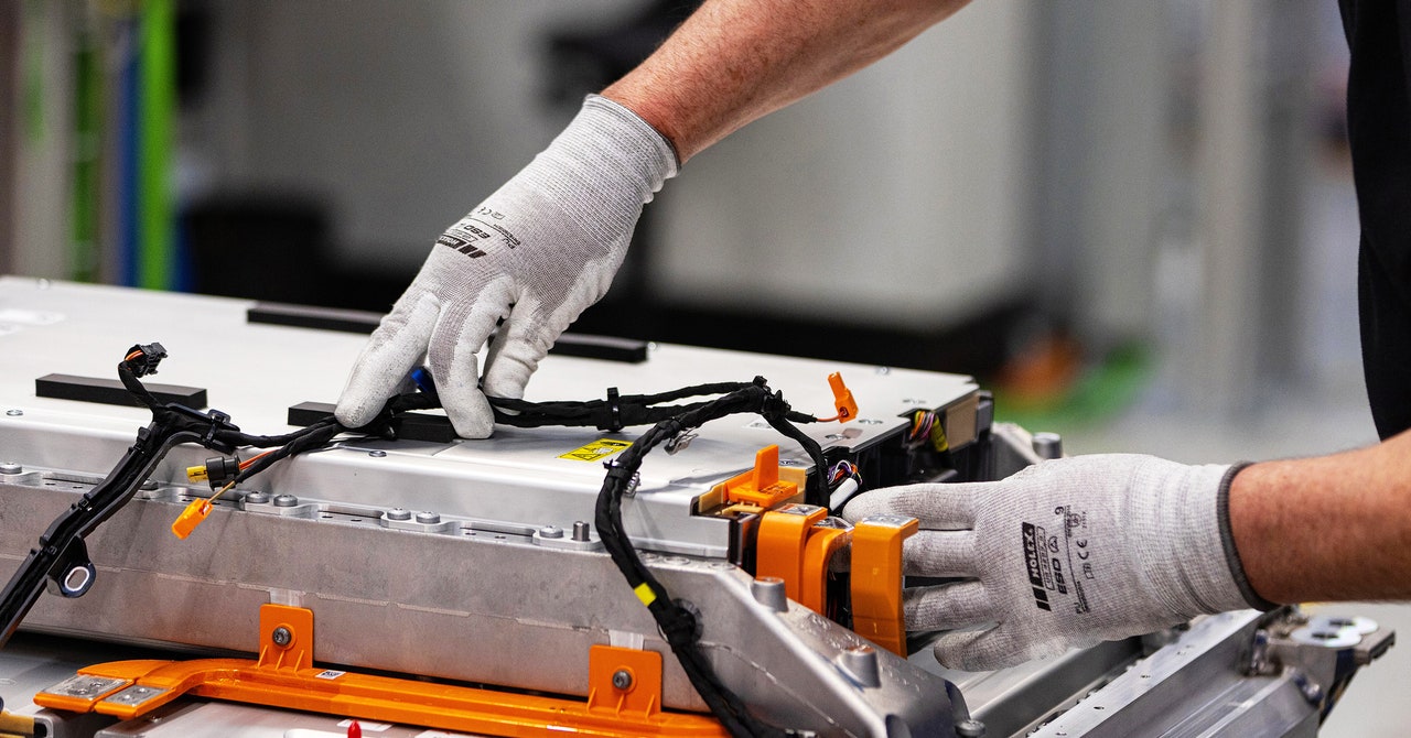 How Electric-Vehicle Battery Fires Happen—and How You Should React