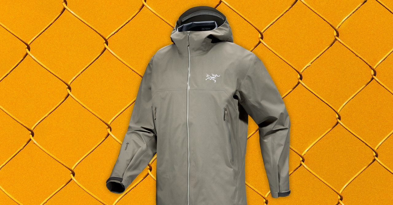 The 17 Best Clothing Deals on Jackets, Socks, and More